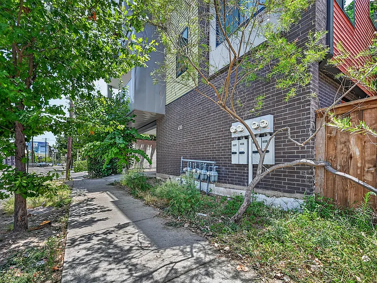 410 Melba St #4 — Photo 39