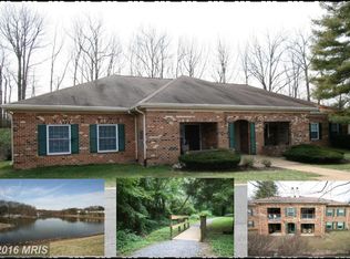 5930 Cove Landing Rd APT 202, Burke, VA 22015