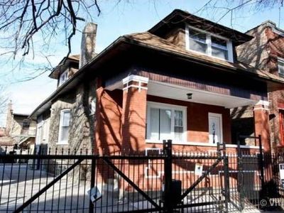 2540 E 73rd St, Chicago, IL, 60649