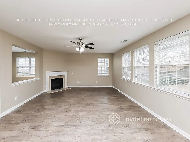 2230 Valley Creek Dr — Photo 6