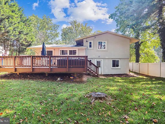 4th image of 13802 Vista Dr