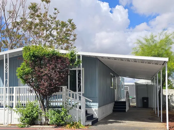 1455 S State St Space 28, Hemet, CA 92543