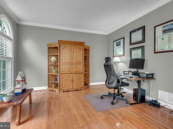 3rd image of 1249 Stillwoods Way
