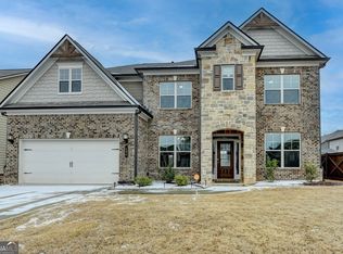105 Henson Farm Dr, Loganville, GA 30052