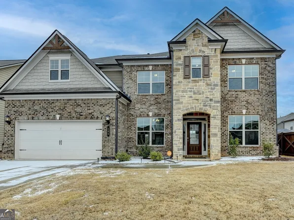 105 Henson Farm Dr, Loganville, GA 30052