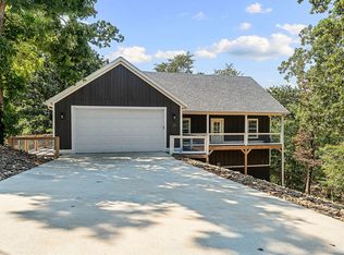 21 Sutherland Ln, Bella Vista, AR 72714