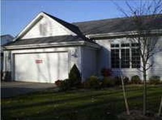 275 Shoreside Drive N SE, Grand Rapids, MI 49548