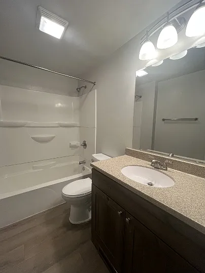 114 Washington St #1 — Photo 8