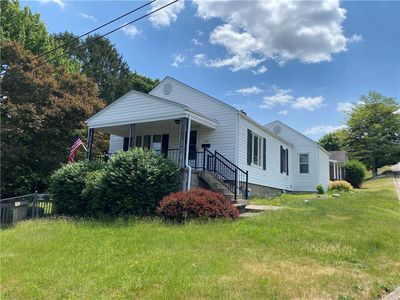 1100 Thompson St, Jeannette, PA, 15644