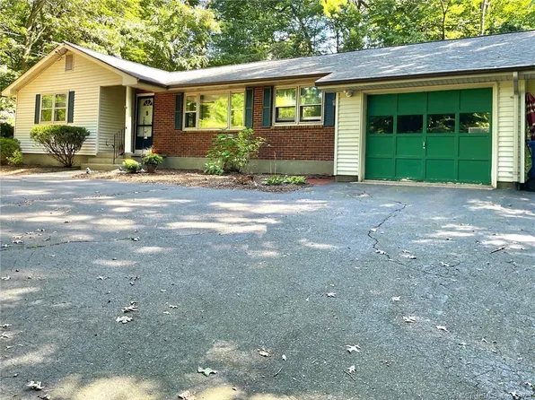 868 Neipsic Road, Glastonbury, CT 06033