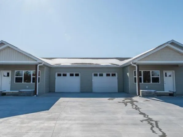 1111 Whitney St, Pender, NE 68047