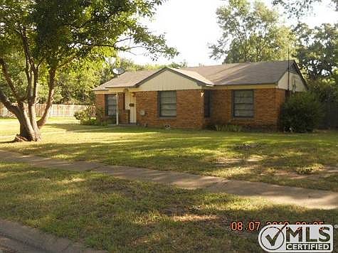 1st image of 1515 Bowie Dr