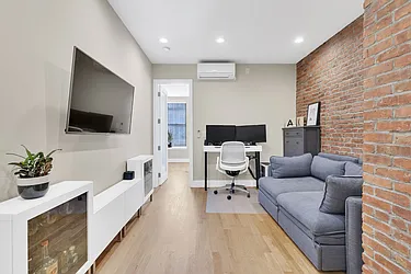 Rented by Cooper & Cooper Real Estate