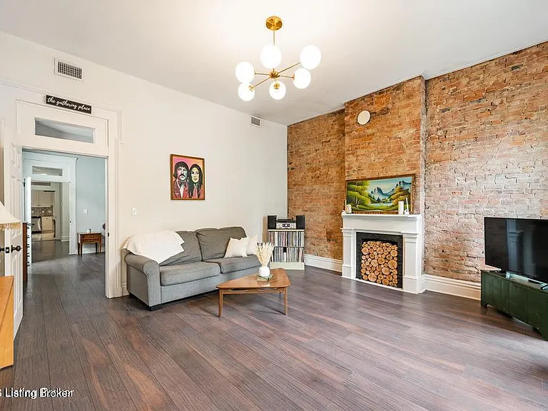 722 Camp St — Photo 11