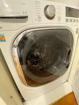 Rented by Pear NYC LLC | media 27