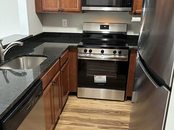 4th image of 175 Mill Pond Road #134