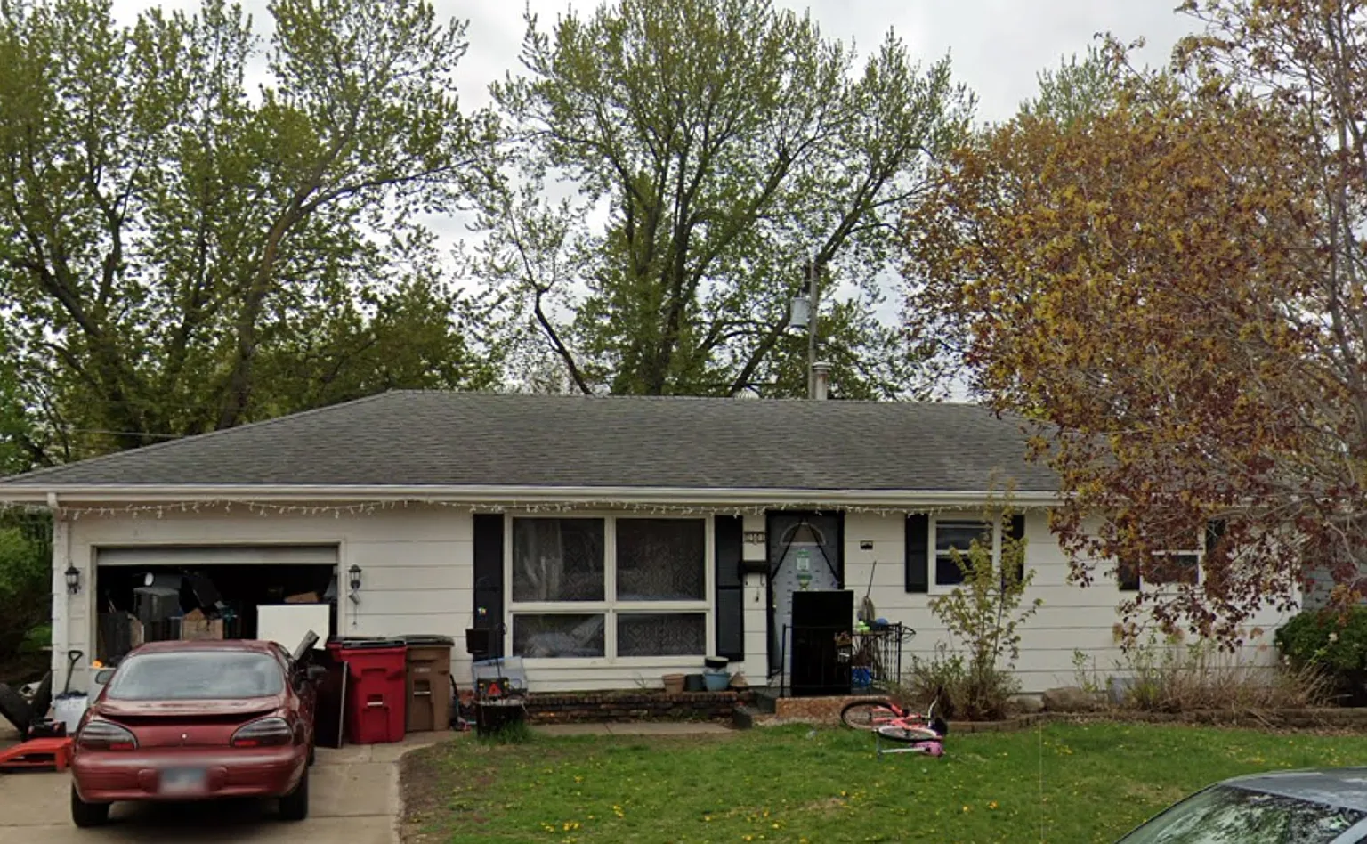 4+ Bedroom coming soon — Photo 1