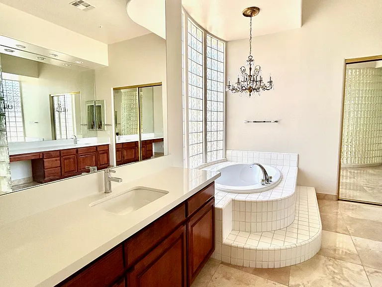 7484 E Pontebella Dr — Photo 7