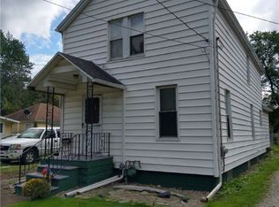 427 Depot St, Conneaut, OH 44030