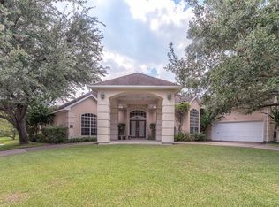 18 Prospect Pl, Bellaire, TX 77401