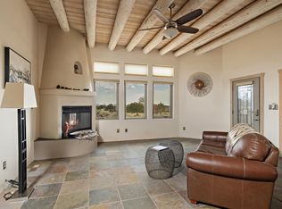 40 Camerada Rd, Santa Fe, NM 87508