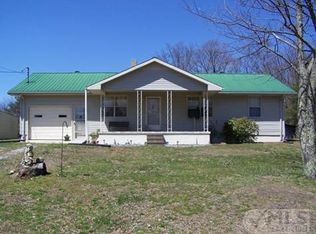 484 Myers Town Rd, Beersheba Springs, TN 37305