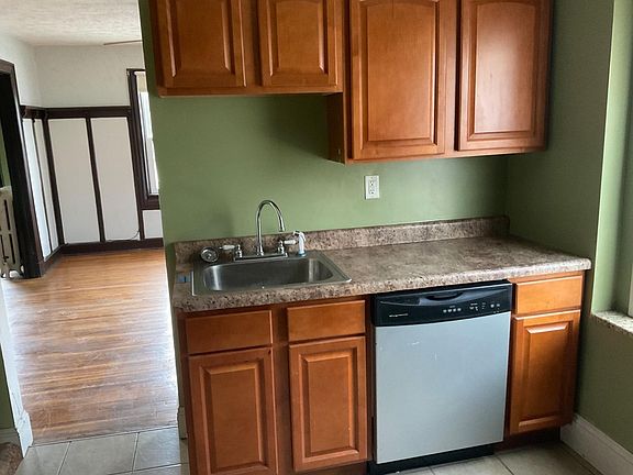 4th image of 307 W Mulberry St APT 4