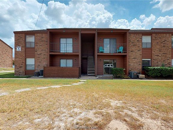2nd image of 904 University Oaks Blvd APT 3
