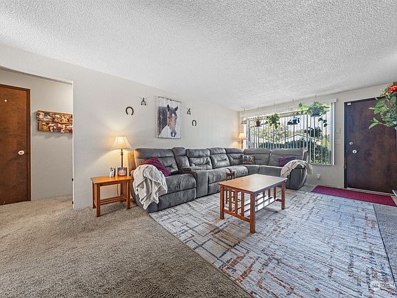 5th image of 5033 80th Avenue Ct E