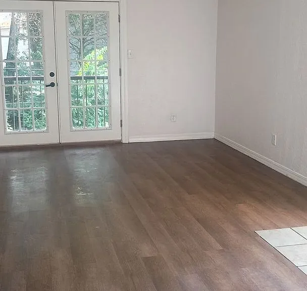 West Towne Apartments — Photo 27