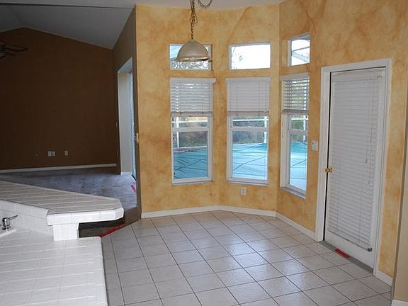 5th image of 9607 Sweet Ivy Dr