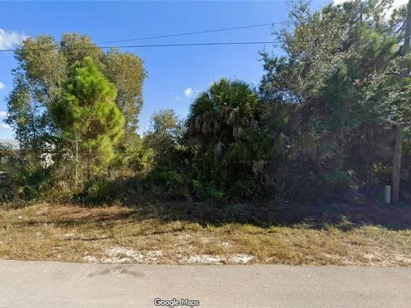 6016 Paula Ave N, Lehigh Acres, FL 33971