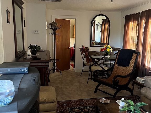 4th image of 205 Sterling St