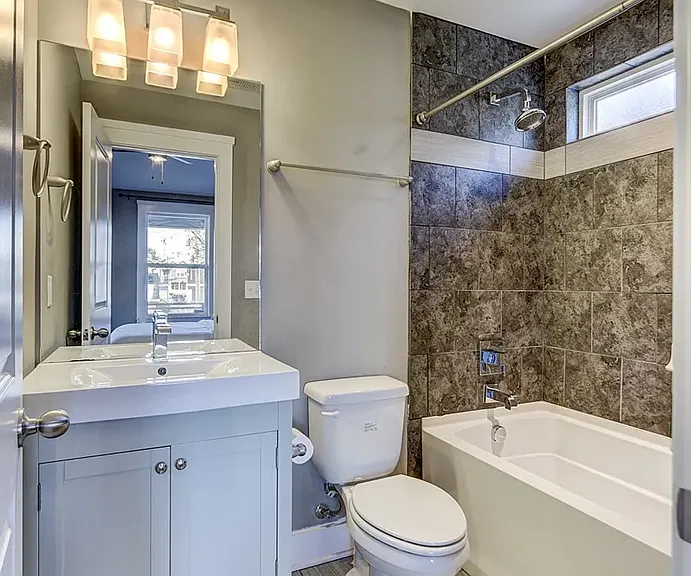 6223 California Ave — Photo 36