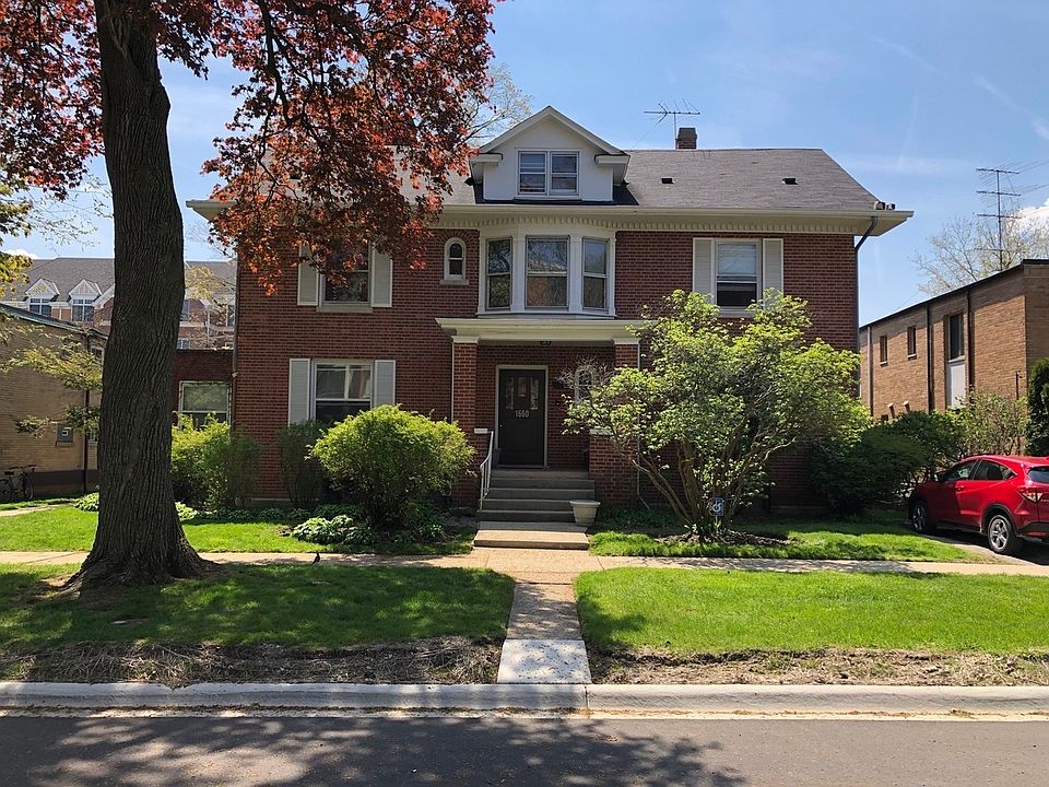 1st image of 1660 2nd St