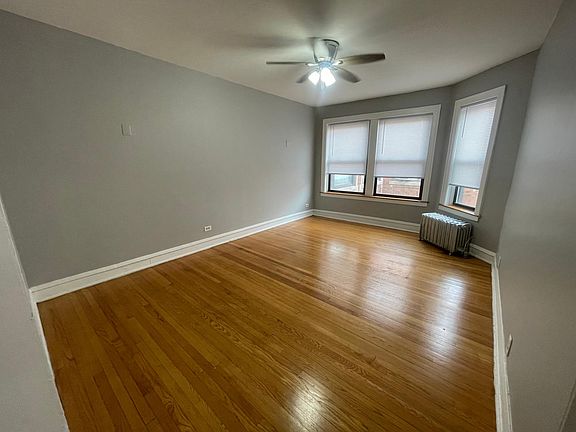 3rd image of 6738 S East End Ave APT 3