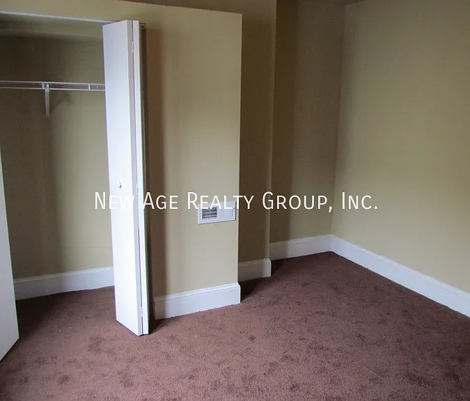 423 N Napa St — Photo 8