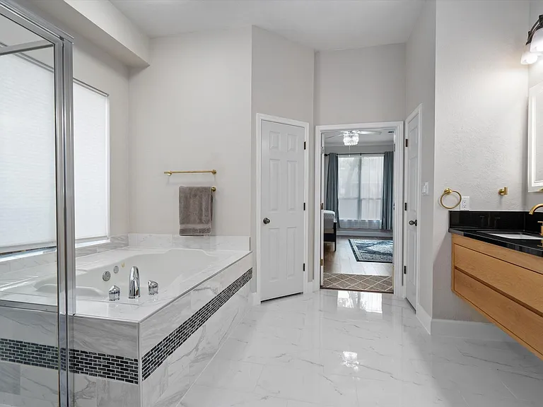 1706 Buttercup Creek Blvd — Photo 21