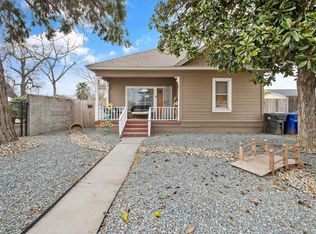 647 N Avery Ave, Farmersville, CA 93223