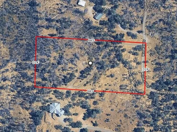 14020 Windfall Dr, Redding, CA 96003