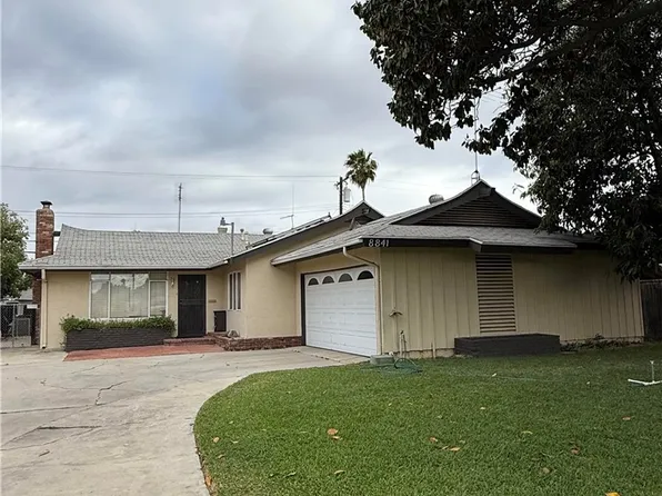8841 California Ave, Riverside, CA 92503
