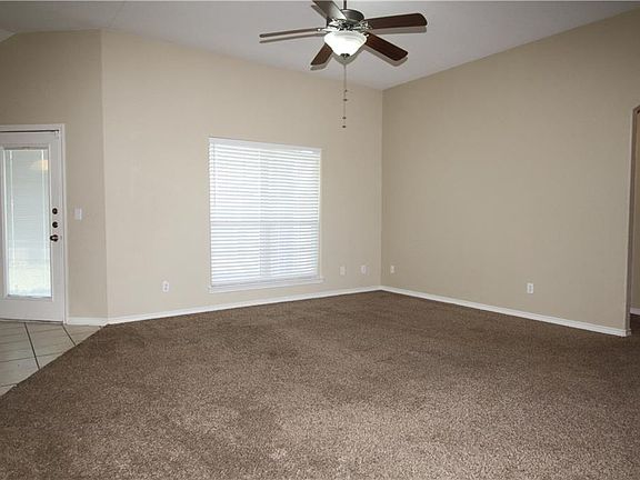 5th image of 3808 Armstrong County Ct
