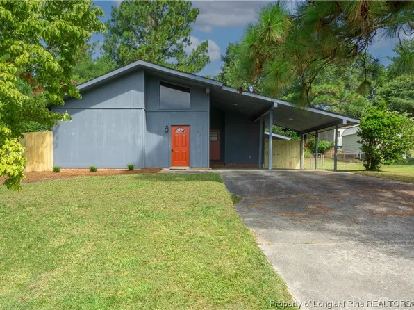 710 Emerald Dr, Fayetteville, NC 28311