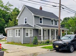 227 Brook St FLOOR 2, Westbury, NY 11590