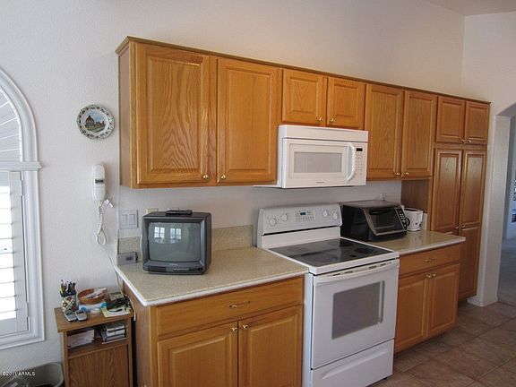 3rd image of 16918 E Laney Ct