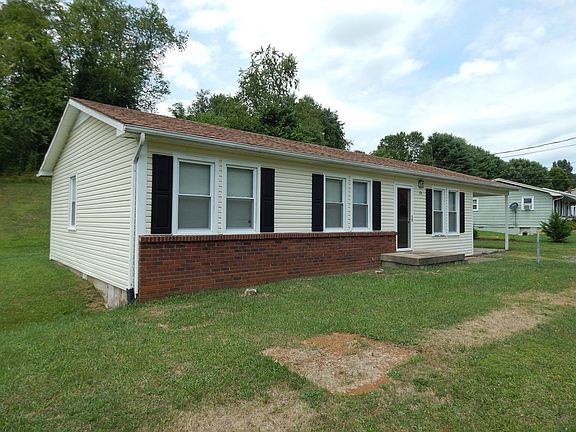 2nd image of 374 Kenbrook Dr