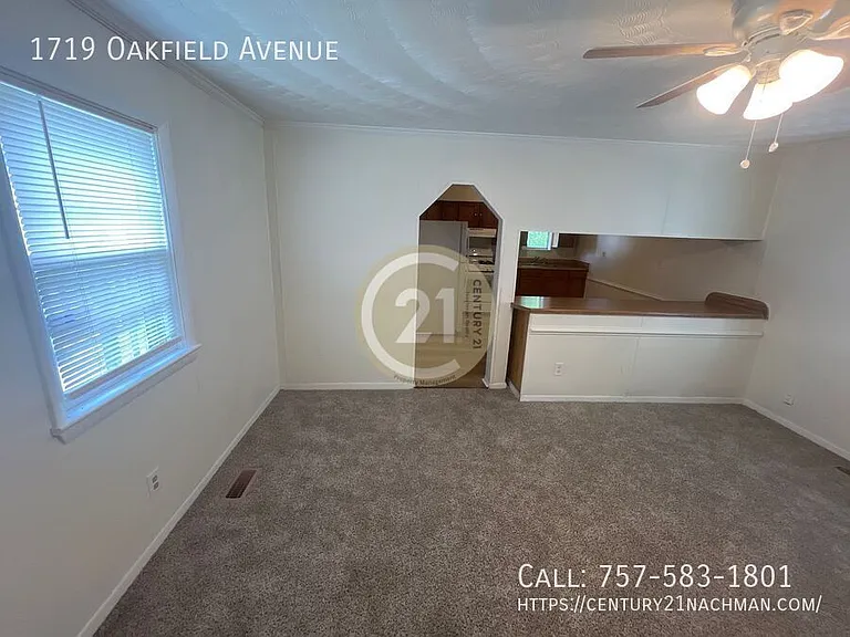 1719 Oakfield Ave — Photo 3