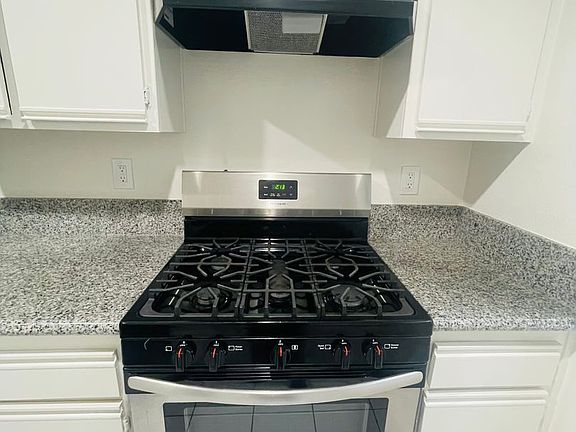 2nd image of 3641 Midvale Ave APT 101