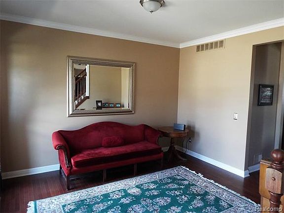 5th image of 23762 Copperwood Dr W