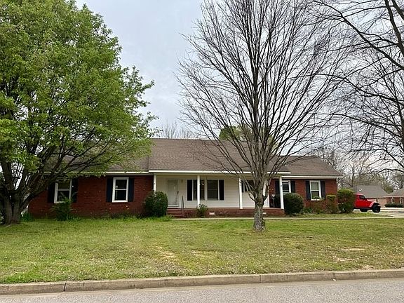 2nd image of 316 Woodmont Cv